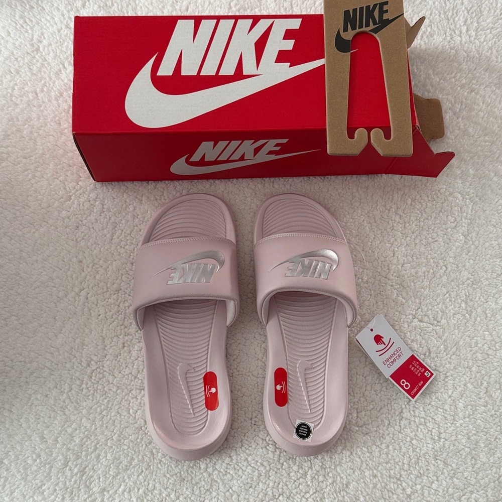 Nike victori slides pink